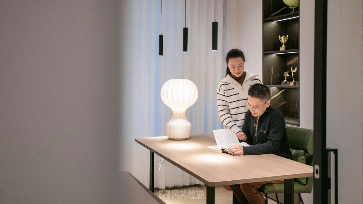 四口之家，小資幸福