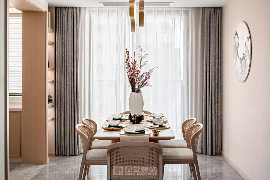 不追求華麗，而追求舒適；不堆砌裝飾，而回歸生活本身